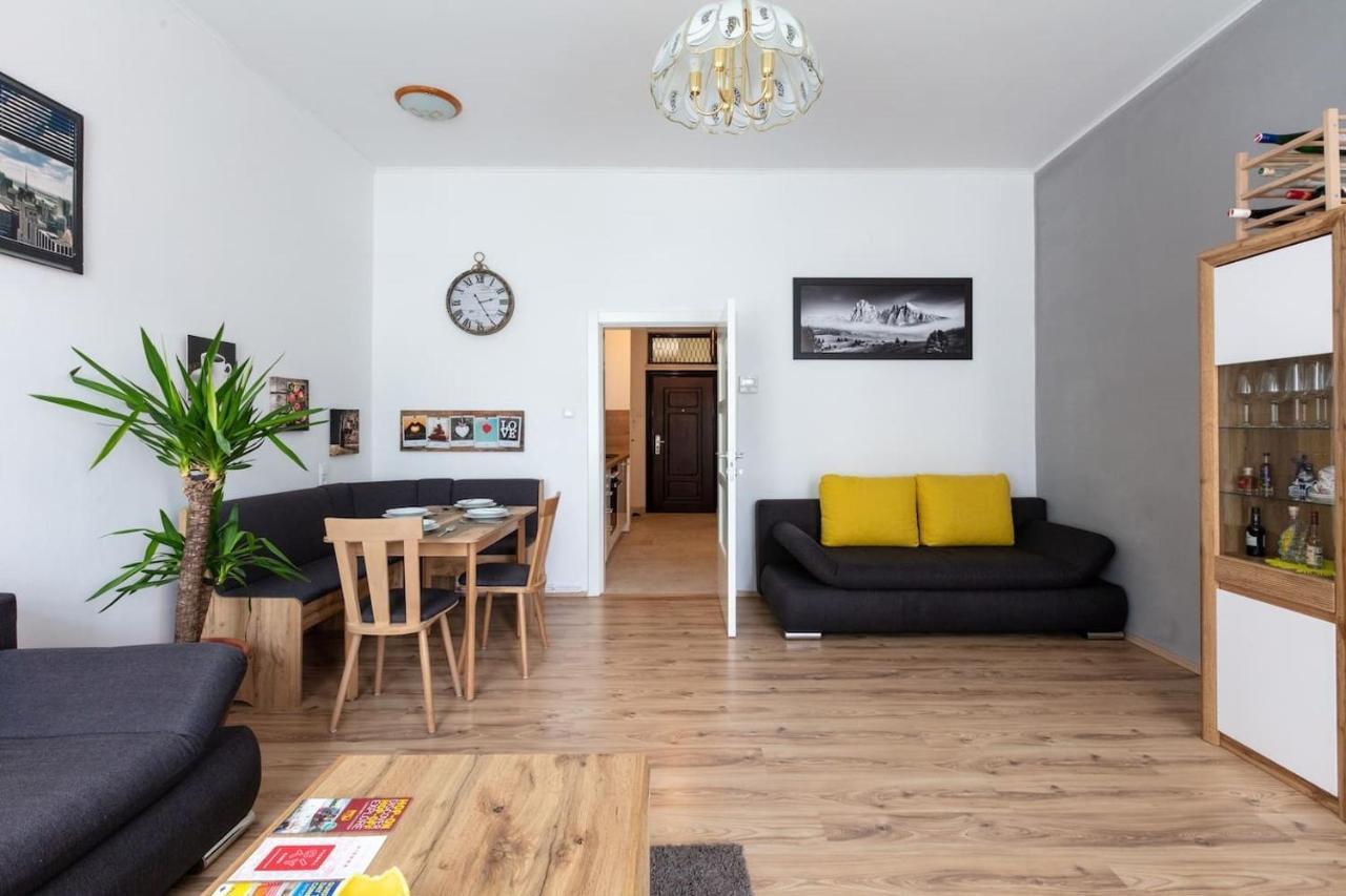 Sunny Renovated Apartment Close To Downtown Vienna Esterno foto