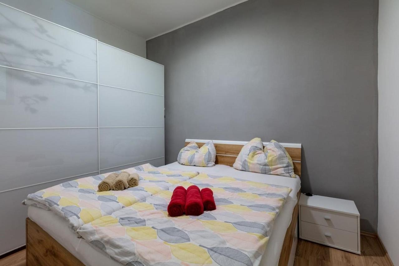 Sunny Renovated Apartment Close To Downtown Vienna Esterno foto