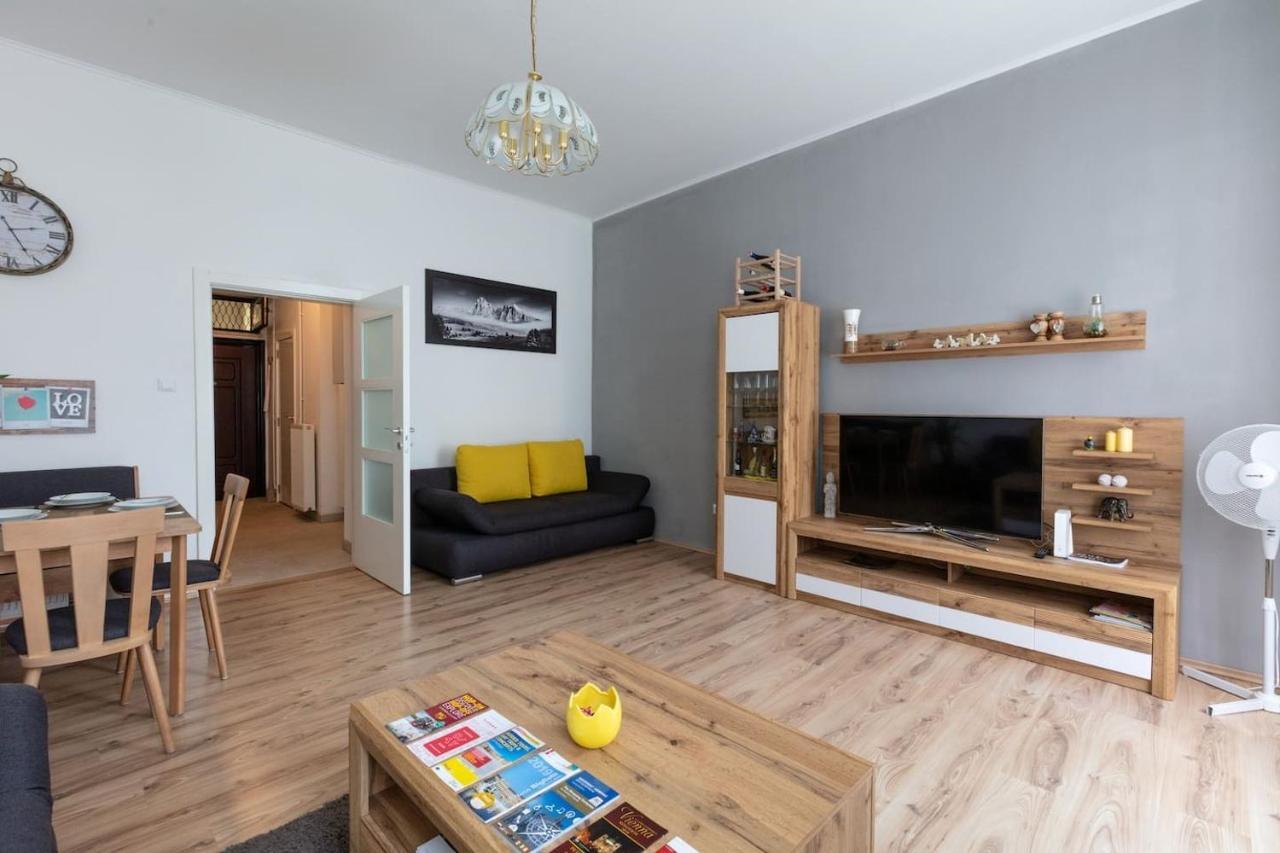 Sunny Renovated Apartment Close To Downtown Vienna Esterno foto