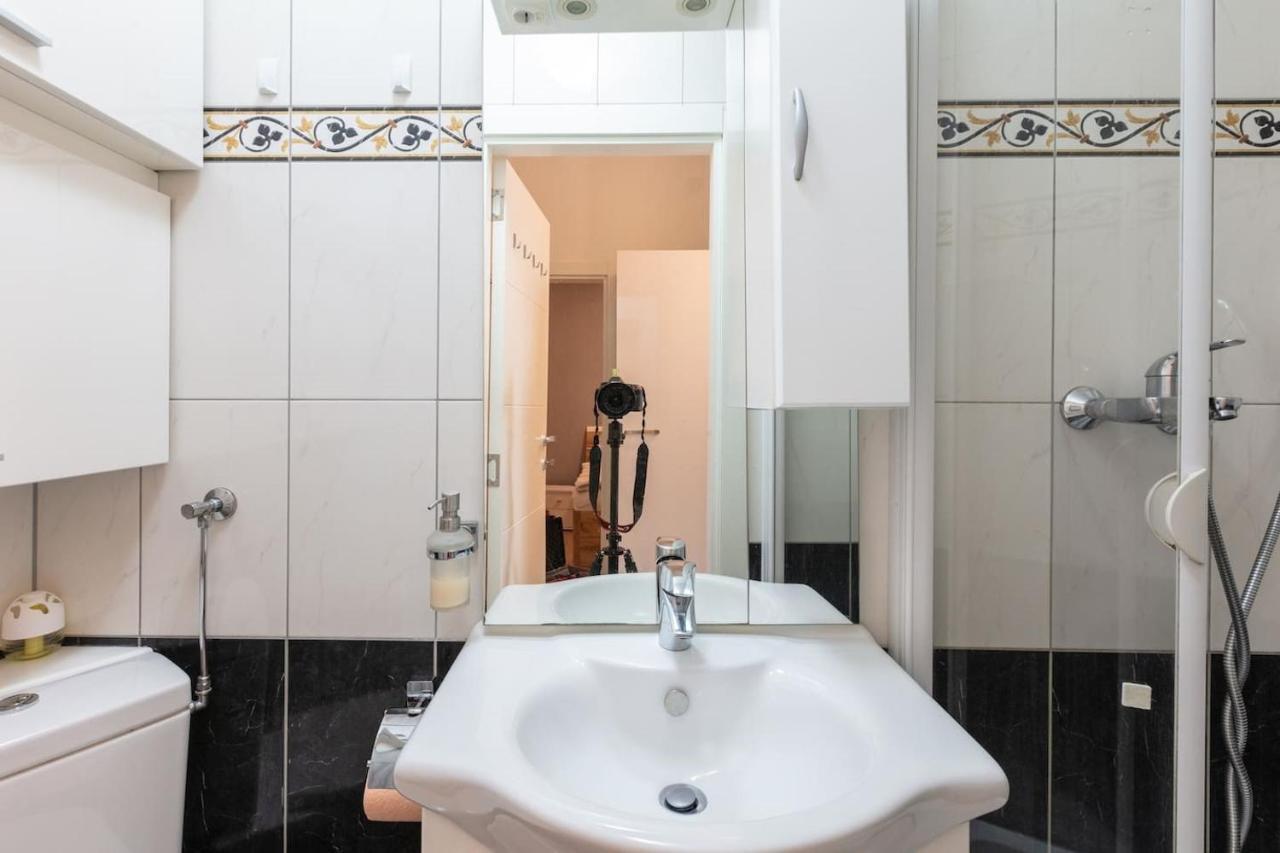 Sunny Renovated Apartment Close To Downtown Vienna Esterno foto